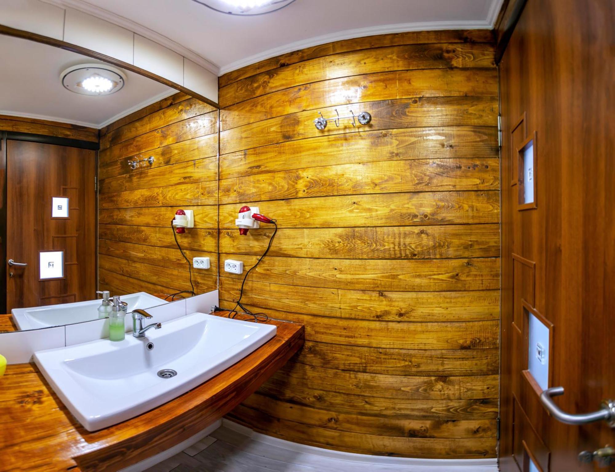 Salo I Mandry Apartment Rakhiv Exterior photo